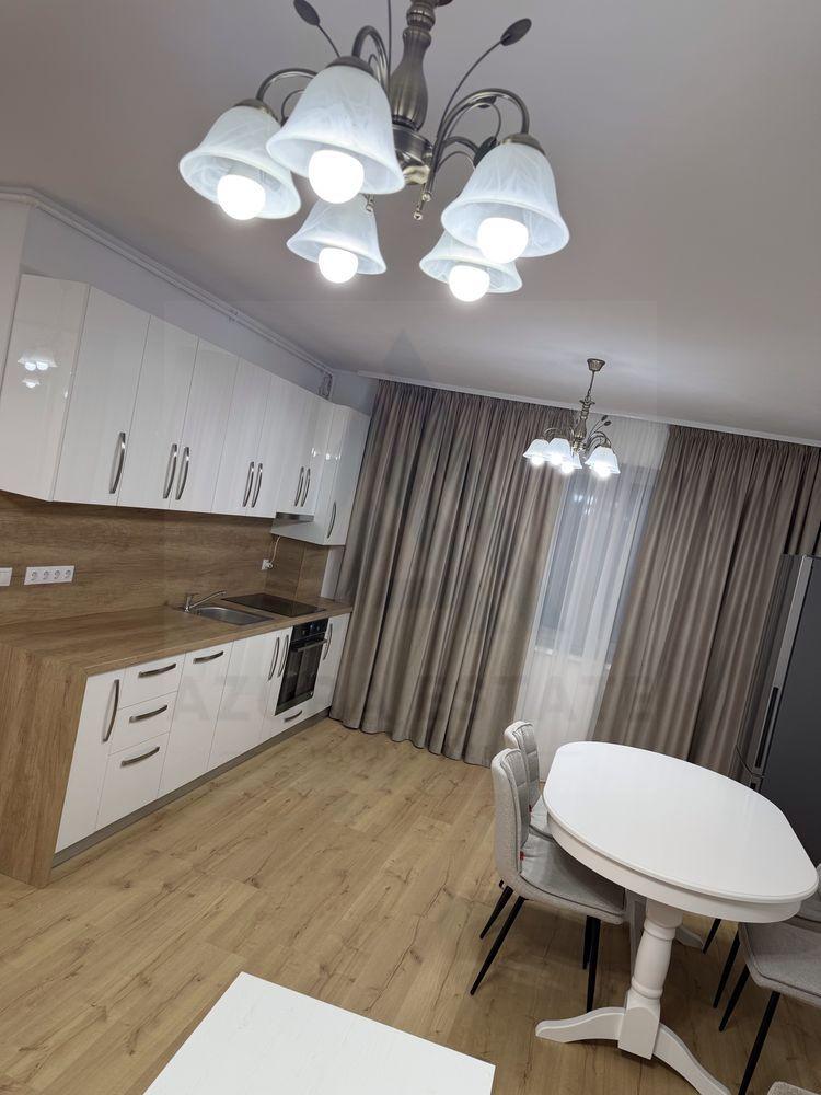 Apartament 3 camere 86 mp utili etajul 2 2 bai zona Stefan cel mare - 1