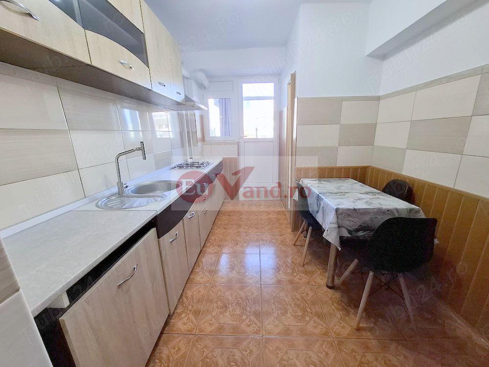 De inchiriat apartament cu 2 camere, zona Spitalul judetean, et. 2, 450 E - 3