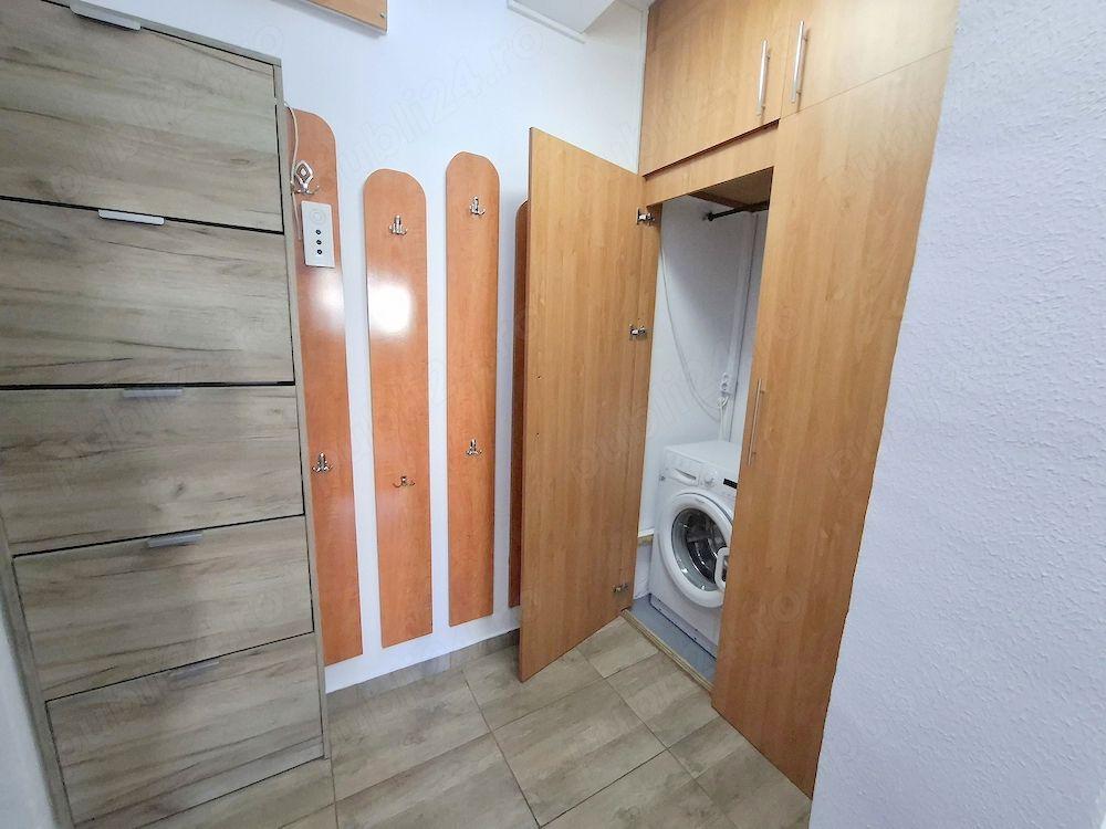 De inchiriat apartament cu 2 camere, zona Spitalul judetean, et. 2, 450 E - 2