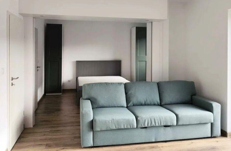 2 camere mobilat cu balcon generos de 9 mp boxă și parcare subterană - 1