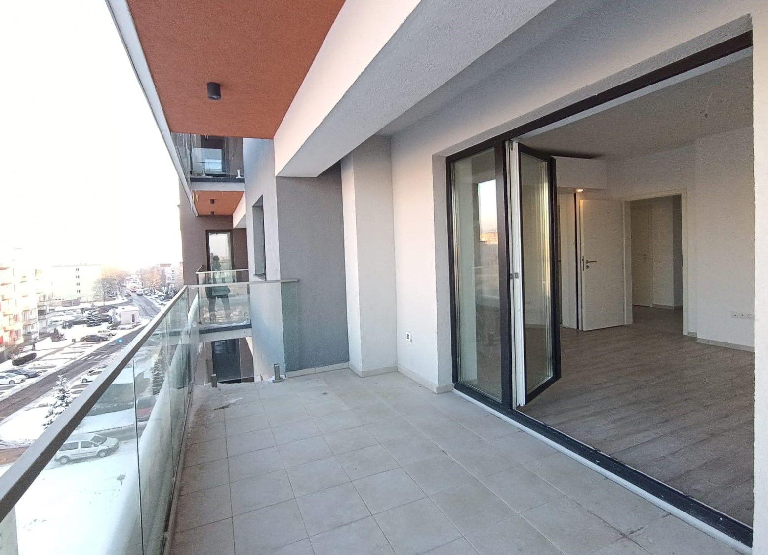 2 camere mobilat cu balcon generos de 9 mp boxă și parcare subterană - 2