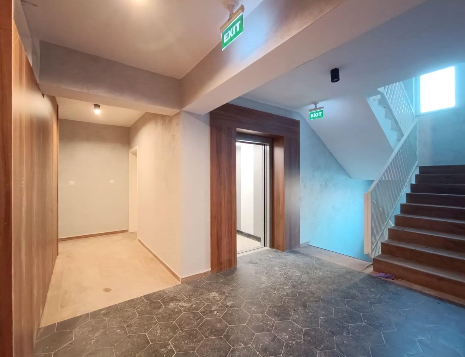 2 camere mobilat cu balcon generos de 9 mp boxă și parcare subterană - 8