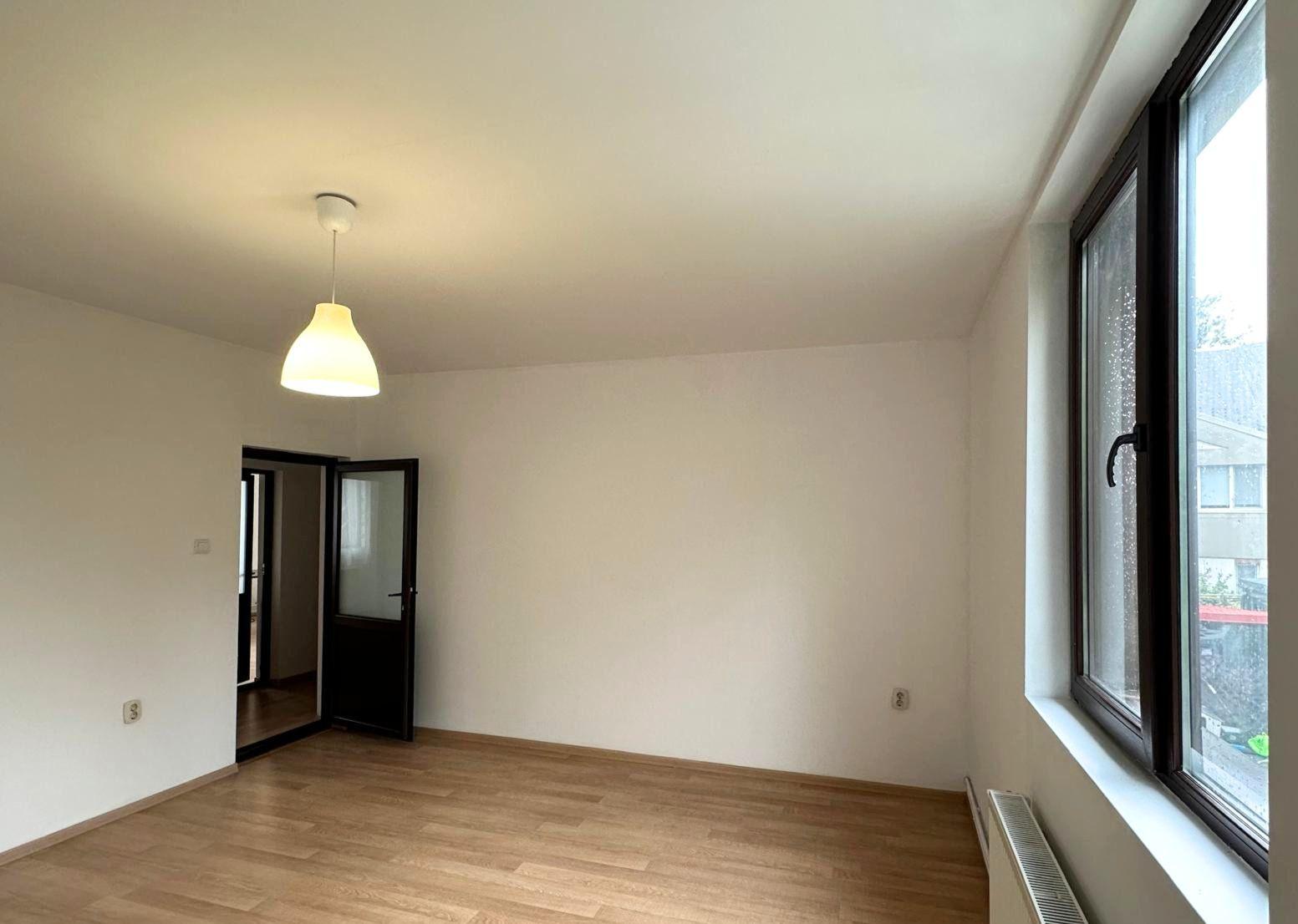 Inchiriere casă complet renovată cu 4 camere Băneasa, Sector 1 - 19