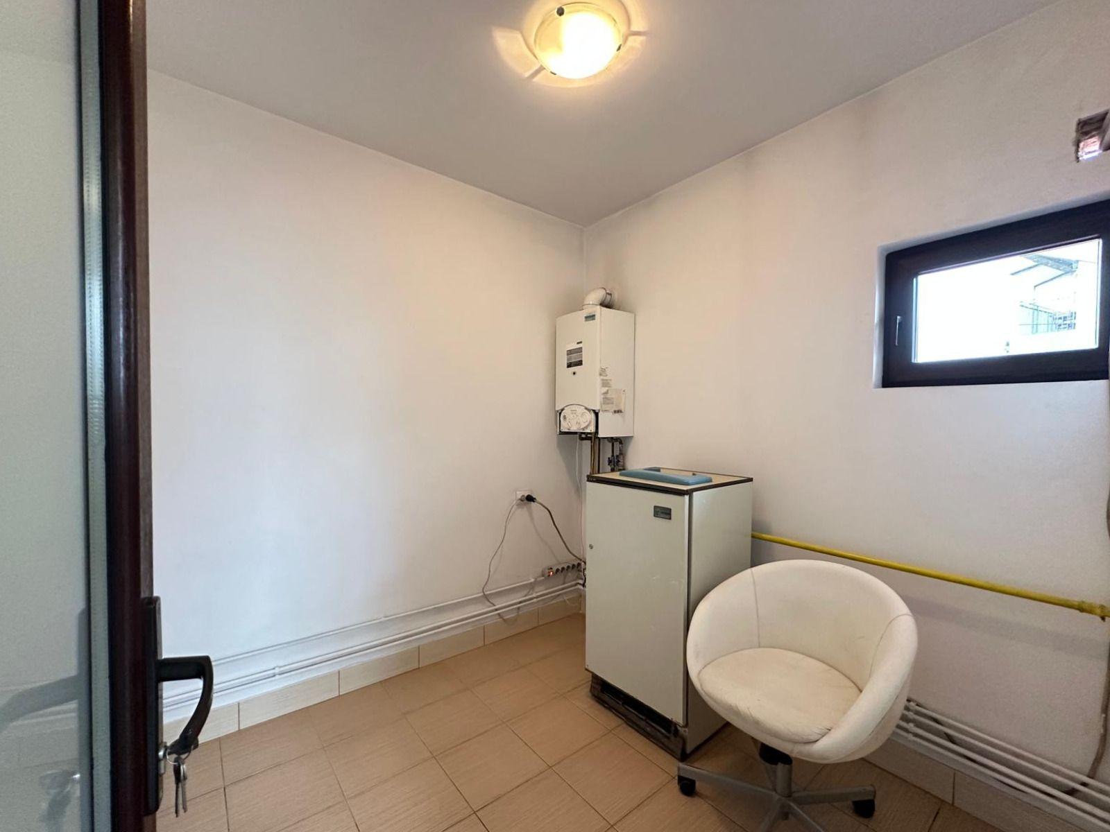 Inchiriere casă complet renovată cu 4 camere Băneasa, Sector 1 - 18