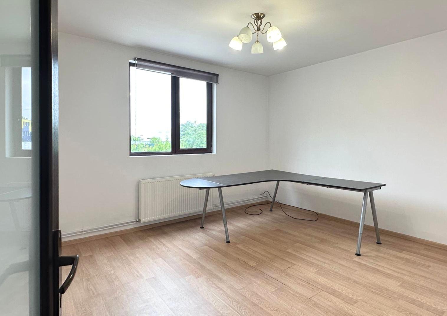 Inchiriere casă complet renovată cu 4 camere Băneasa, Sector 1 - 12
