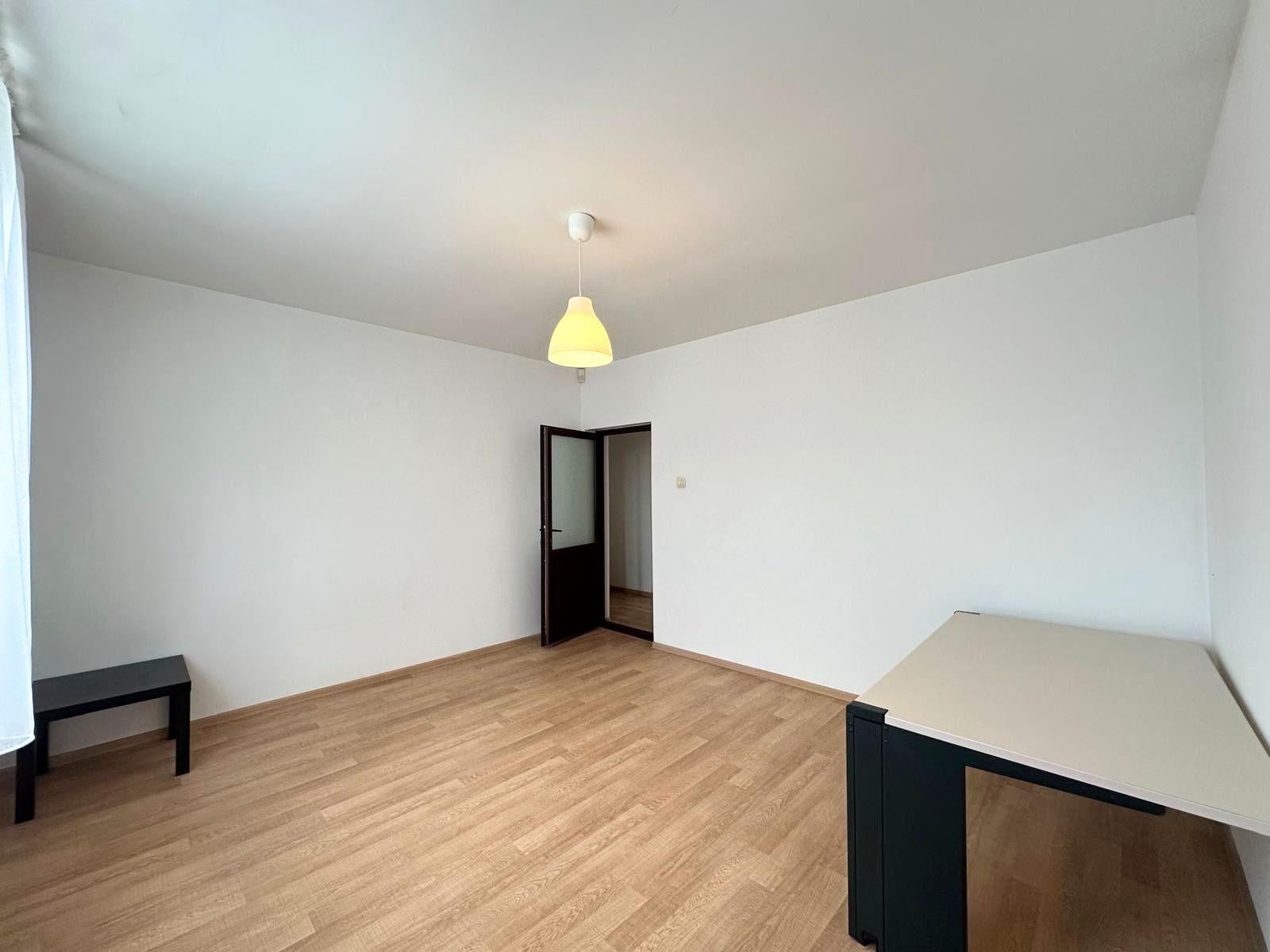 Inchiriere casă complet renovată cu 4 camere Băneasa, Sector 1 - 10