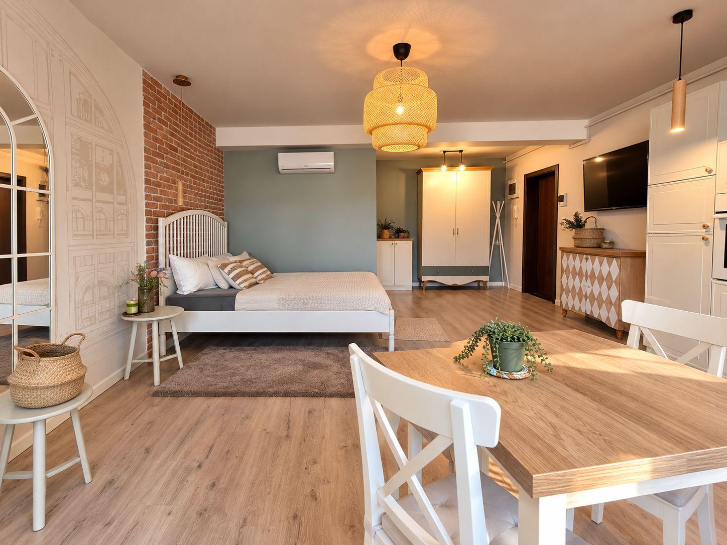 DE ÎNCHIRIAT – CENTRAL PARK - STR. BASARABIEI - ETAJ 7 - 7
