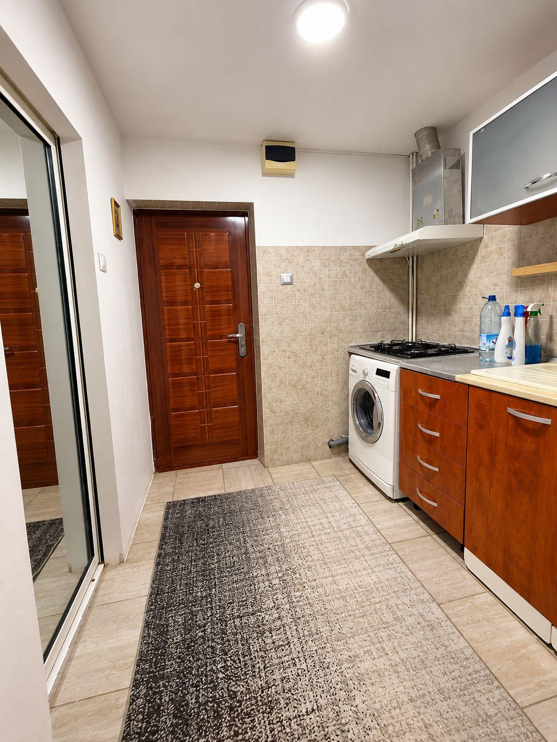 Garsonieră de vânzare - Micro 40 – C-uri | Etaj 3 - 27.000 € - 6