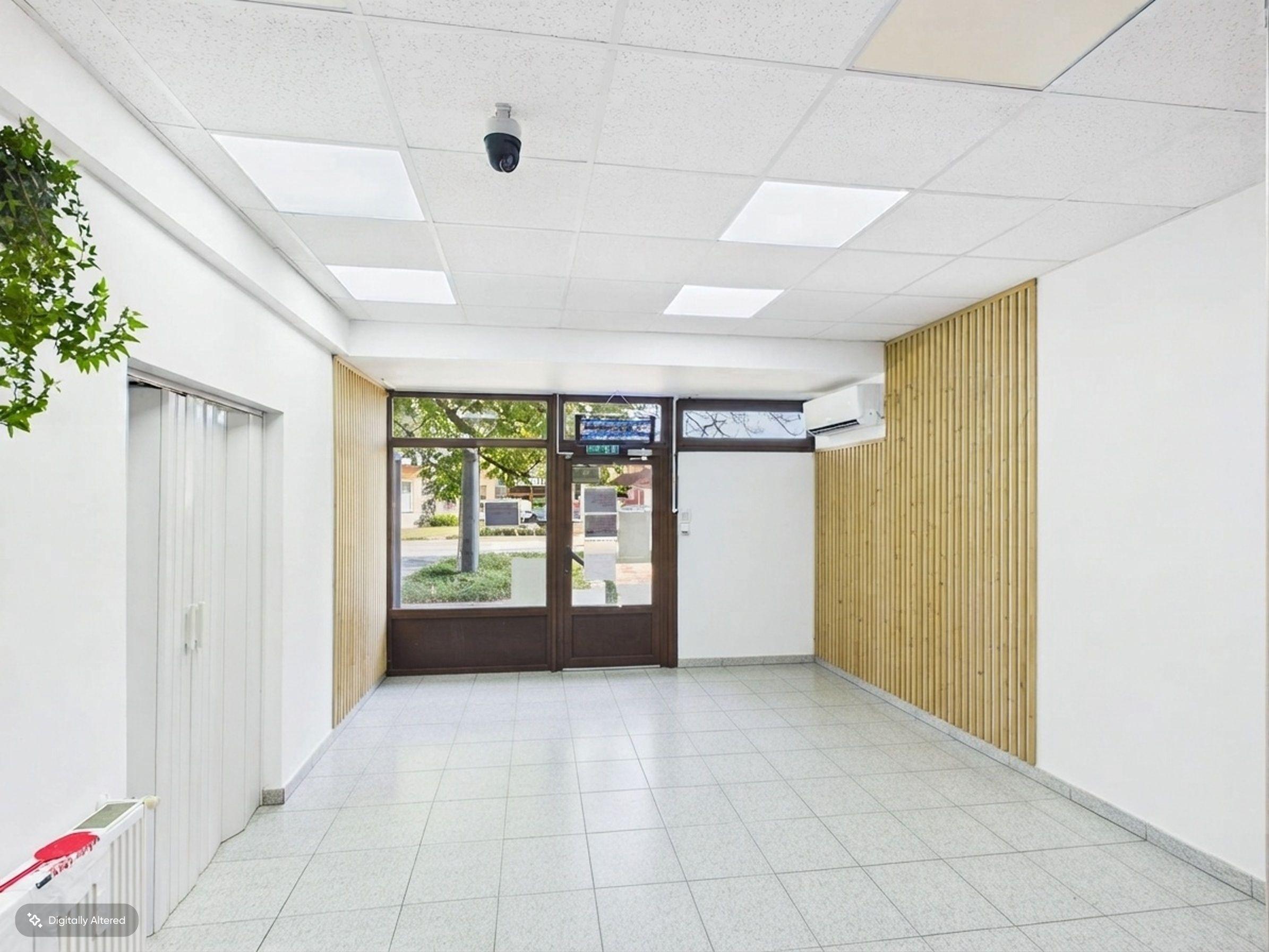 Spațiu comercial 102 mp, vitrină 10 m – Ioșia - 1