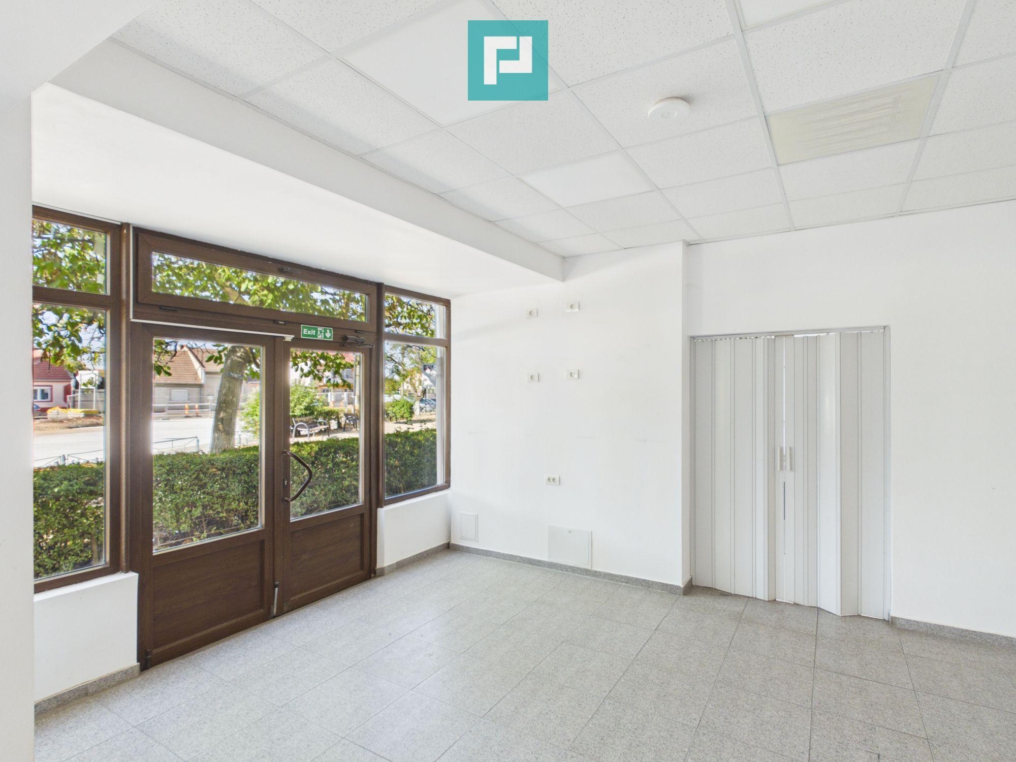Spațiu comercial 102 mp, vitrină 10 m – Ioșia - 5