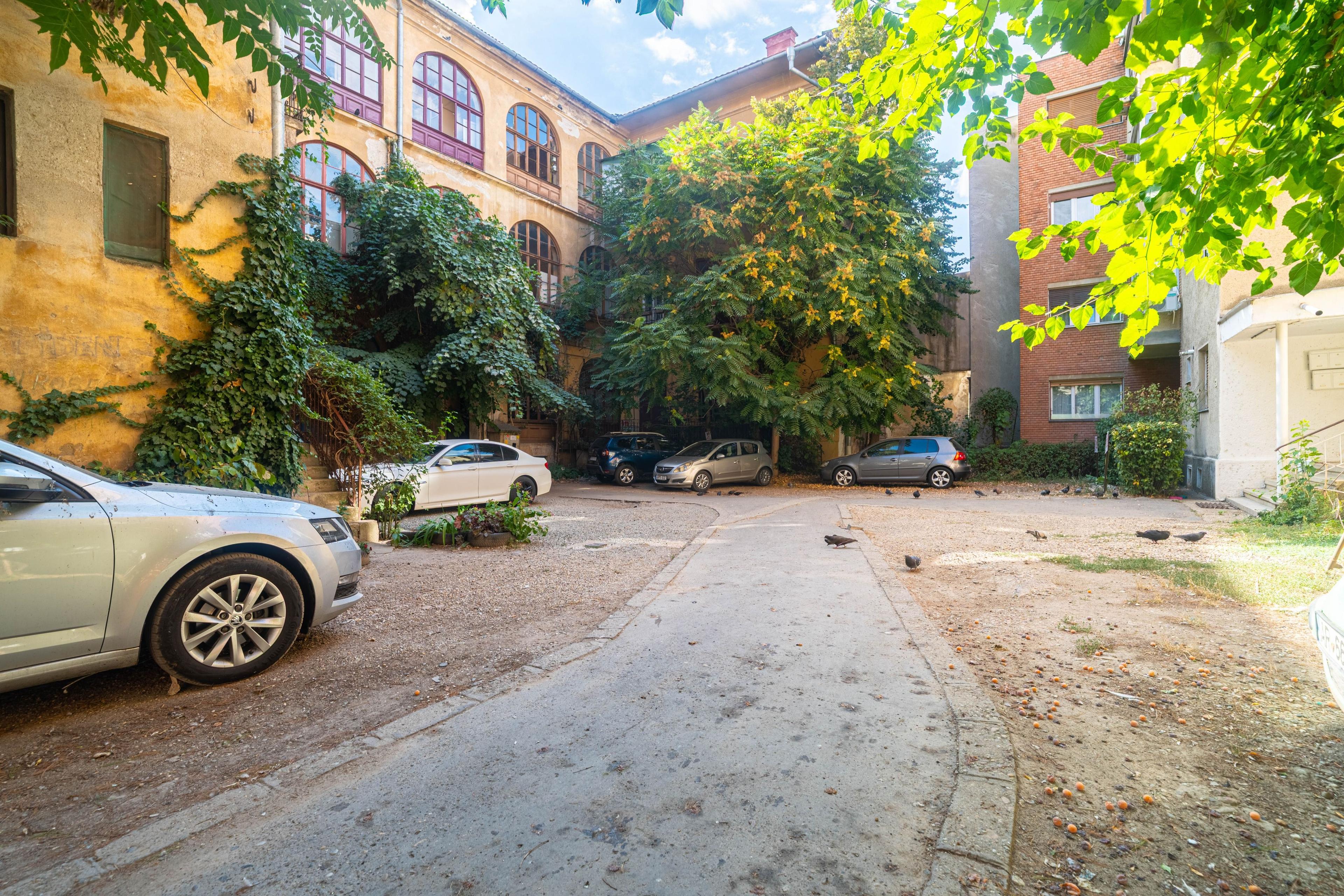 Închiriere apartament ultracentral cu parcare privată | 97 mp, - 8