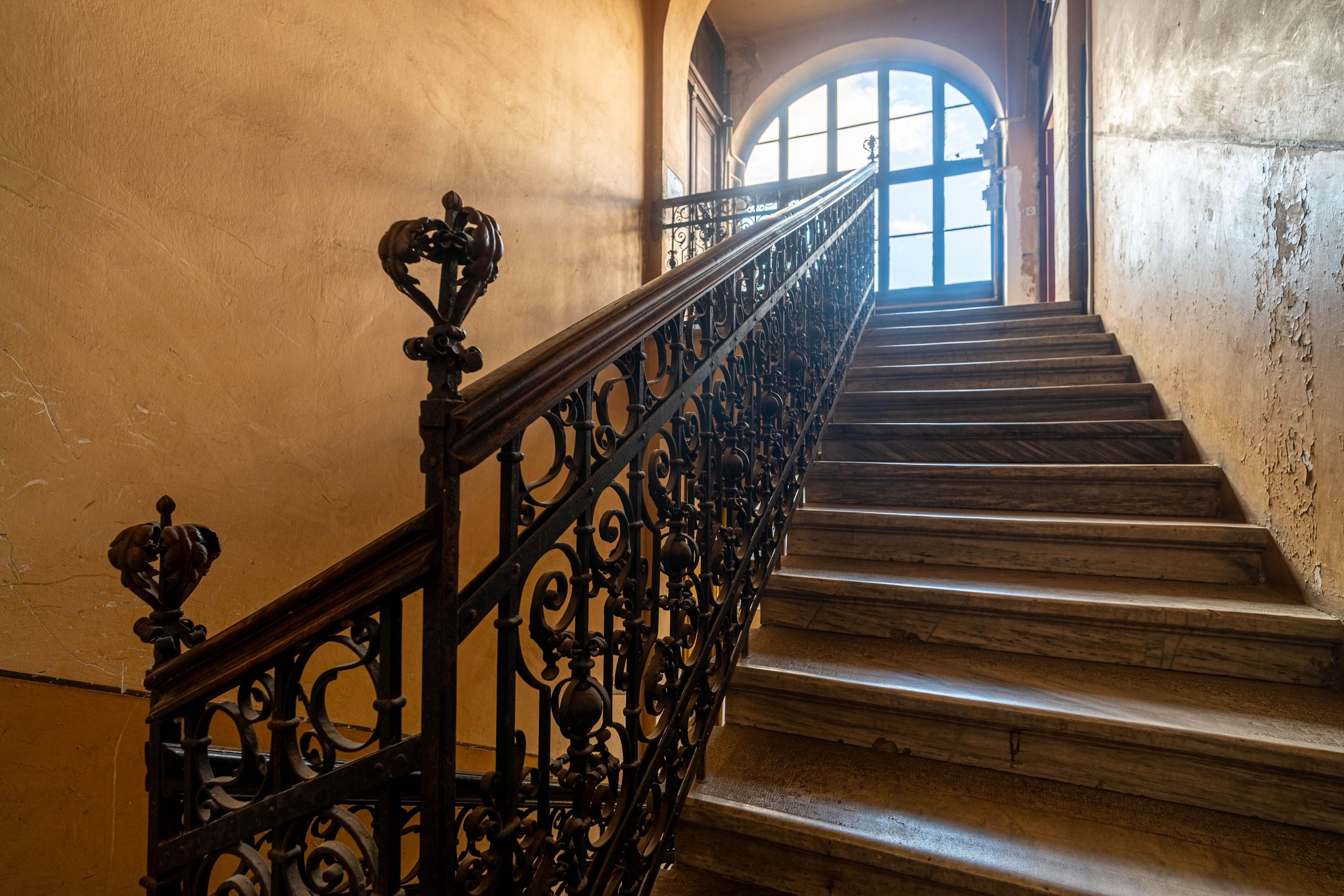 Închiriere apartament ultracentral cu parcare privată | 97 mp, - 5