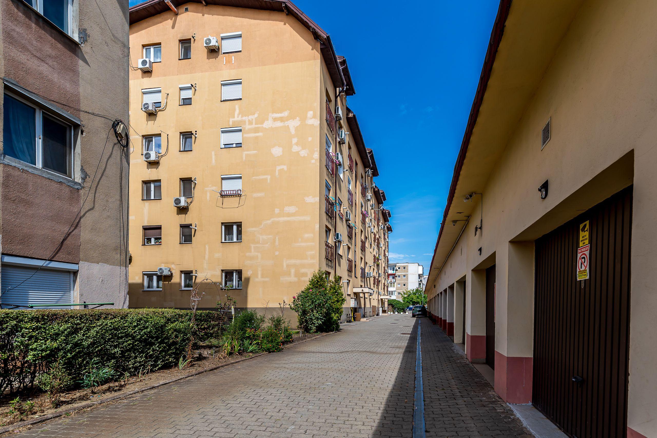 Apartament 2 camere la cheie - Bloc 2007 - COMISION 0 - 5