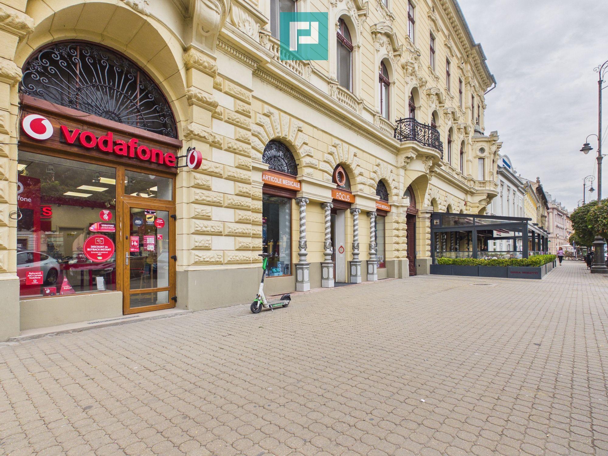 Spațiu comercial, Bulevardul Revolutiei. - 1