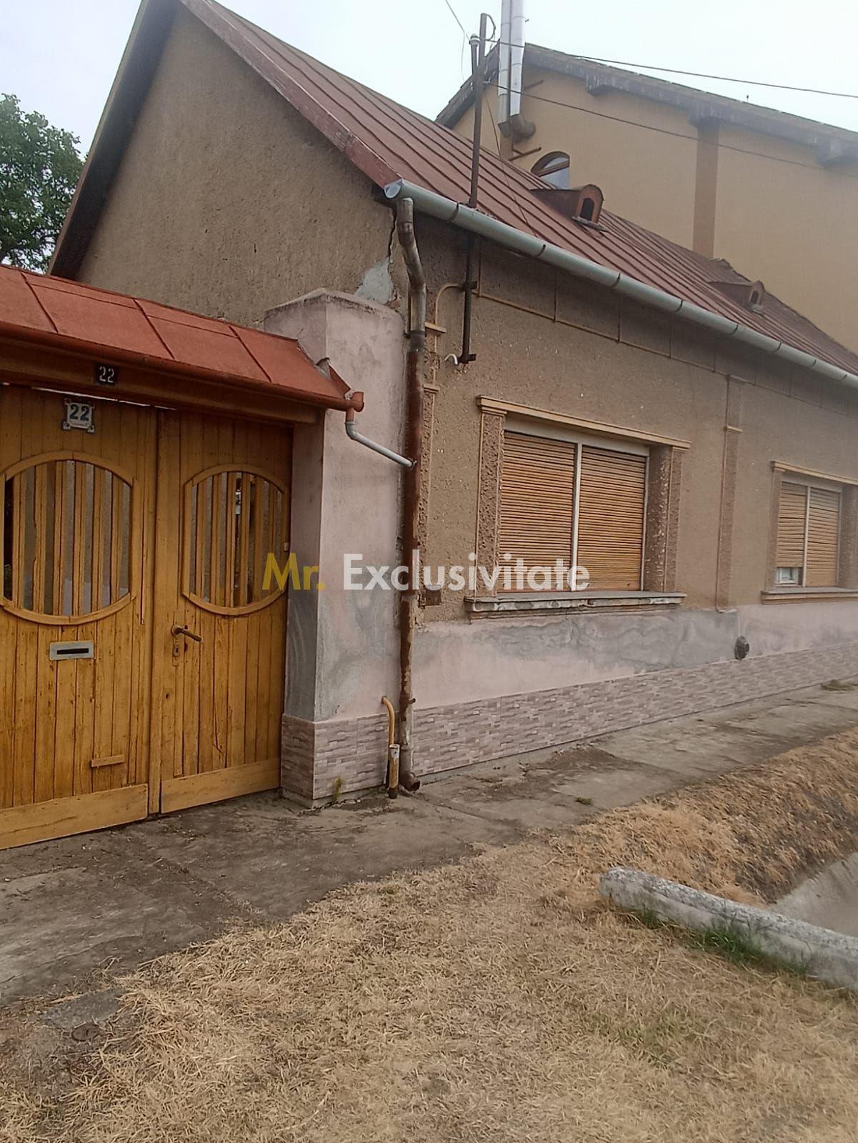 Casă de vânzare cu teren generos în Valea lui Mihai - 3