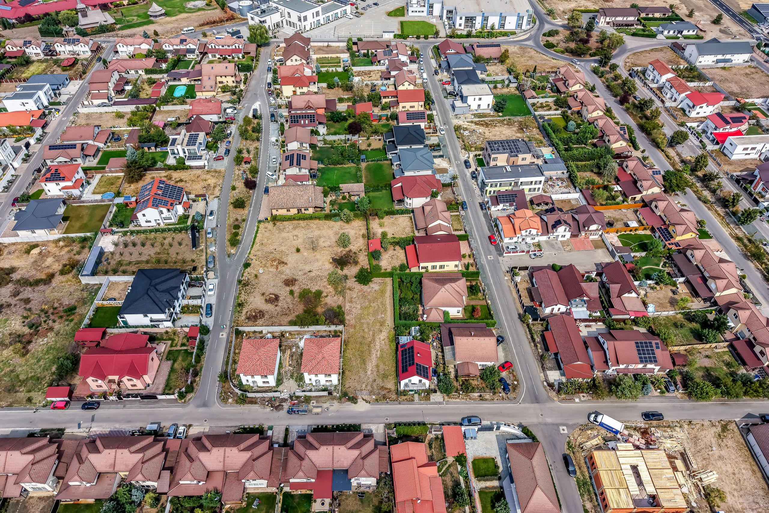 Teren de vânzare | Via Carmina | Str. Cassia - 9