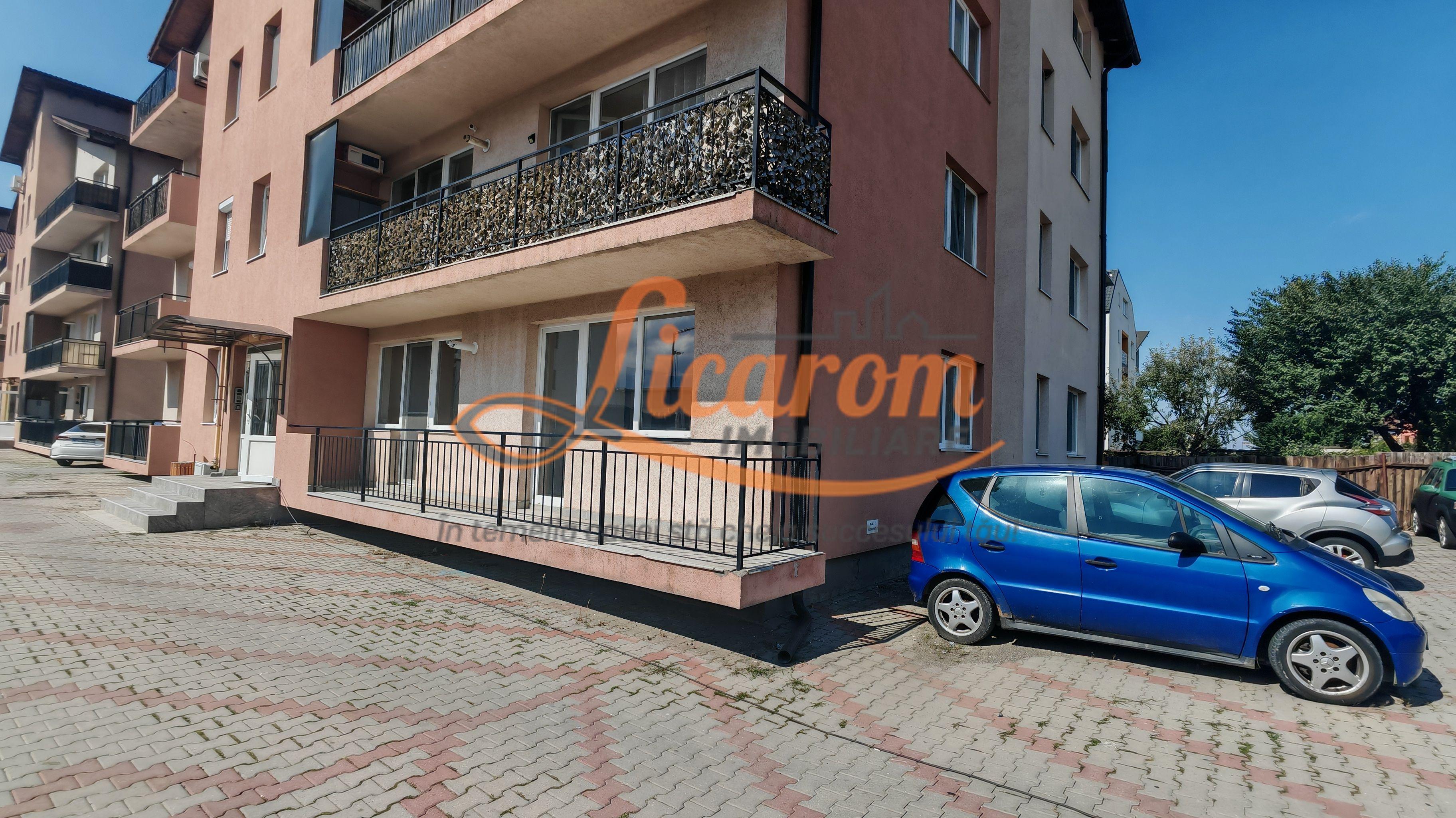 Apartament luminos 3 camere,Parter, parcare,Râșnov, Cartier Covaciu - 2