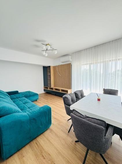 De Vanzare Apartament 3 Camere Zona Aviatiei - 1