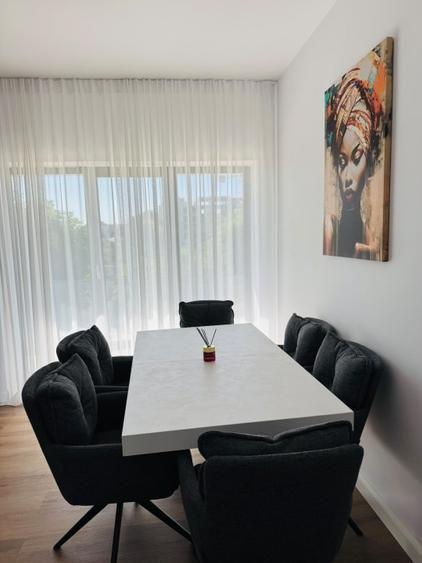 De Vanzare Apartament 3 Camere Zona Aviatiei - 3