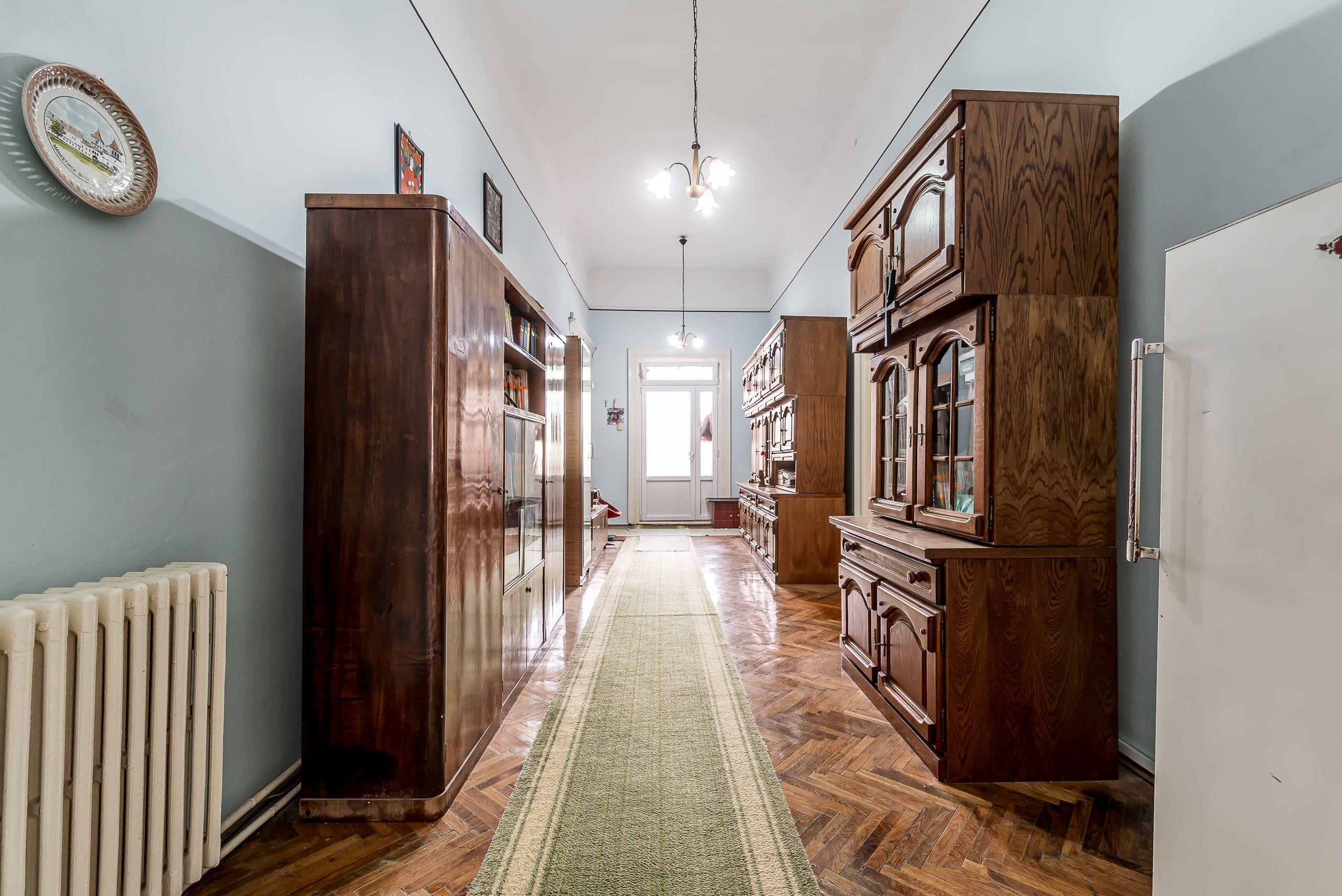 Apartament 3 camere, etaj 1, ultracentral (clădire cu 4 apartamente) - 4