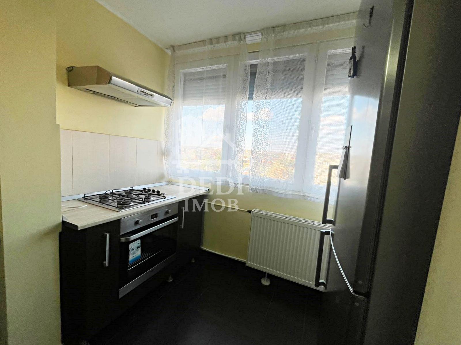 Apartament 3 camere de vanzare in zona Rogerius, Oradea - 4