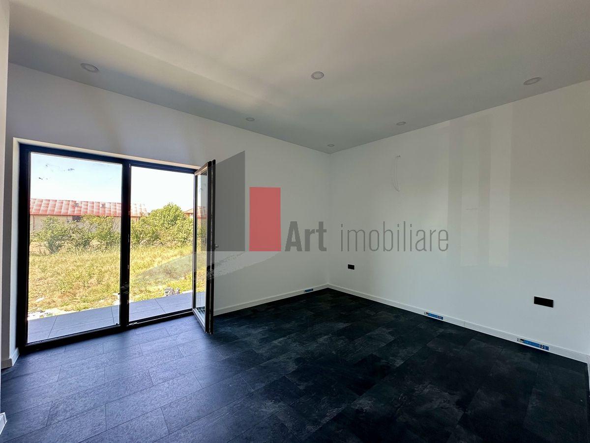 Vanzare vila 4 camere in Domnesti - 6