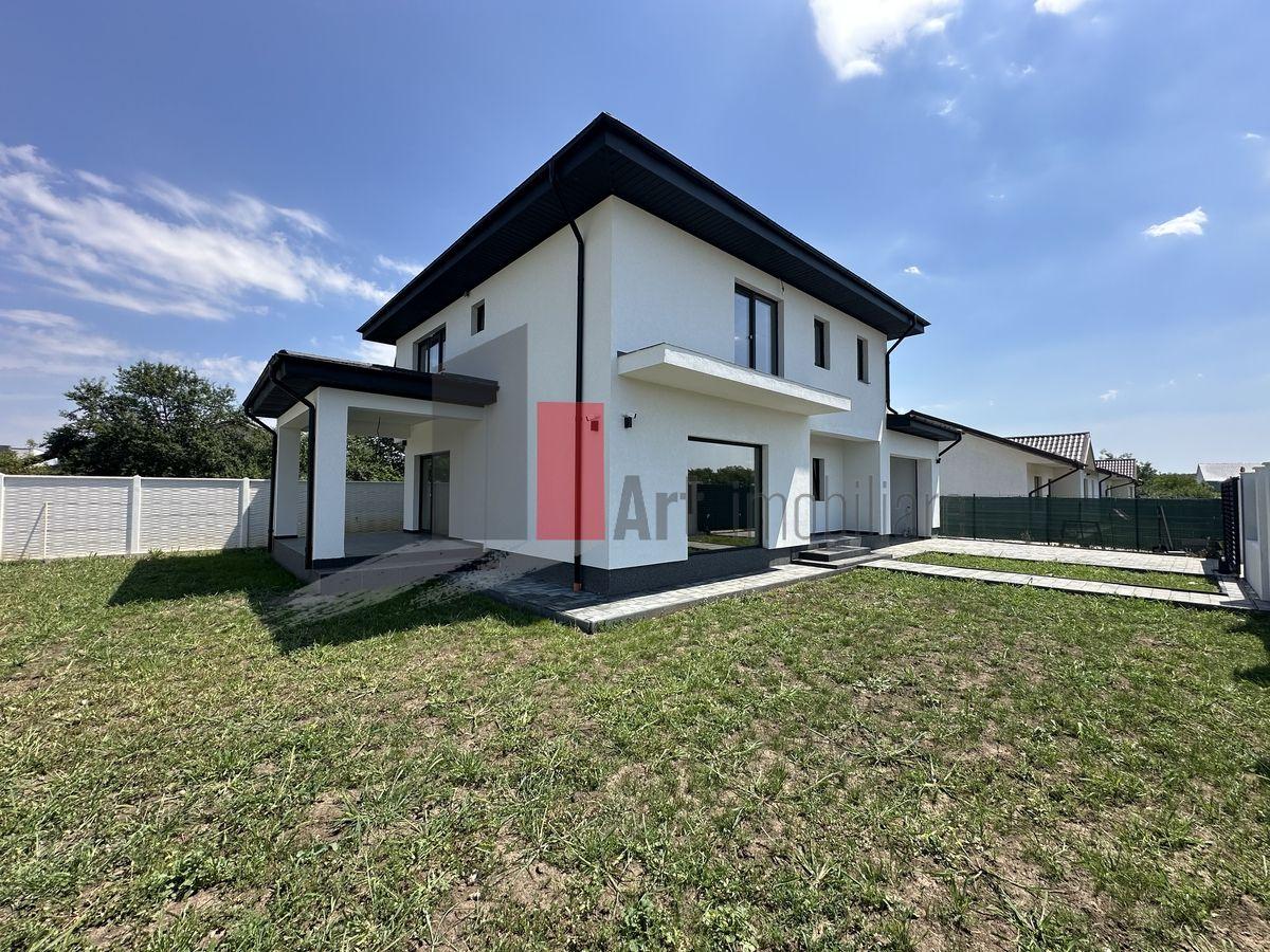 Vanzare vila 4 camere in Domnesti - 3