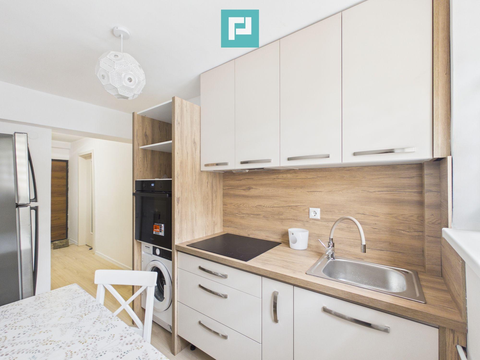 **APARTAMENT PREMIUM • 2 CAMERE • ZONĂ CENTRALĂ • - 3