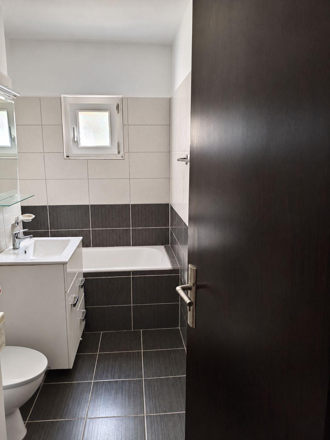 Apartament cu 3 camere, 65 mp, 2 băi și boxă | Zona Lipovei - 4