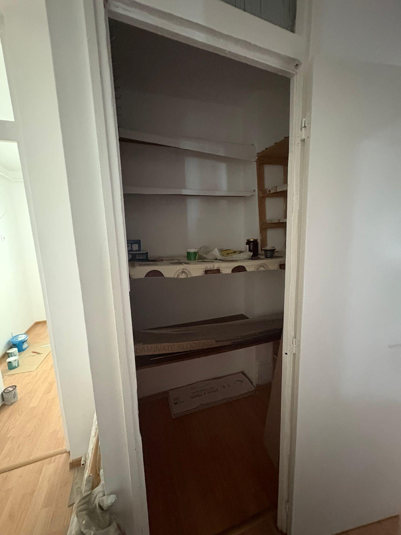 De inchiriat apartament cu 2 camere nemobilat, I. C. Frimu, etaj 3, 300 Eur - 9