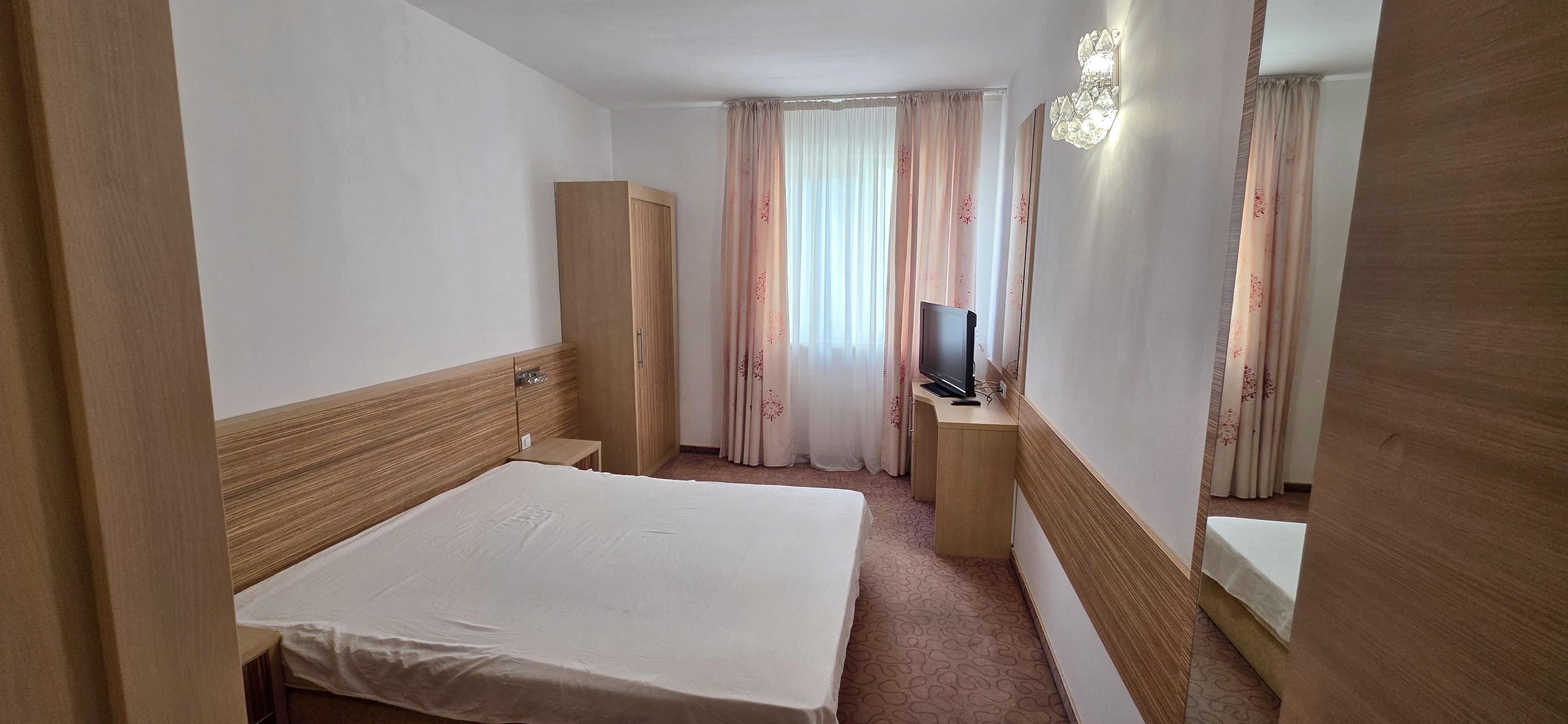 Apartament 2 camere de închiriat – Vitan Rin Grand Hotel 38 mp - 2