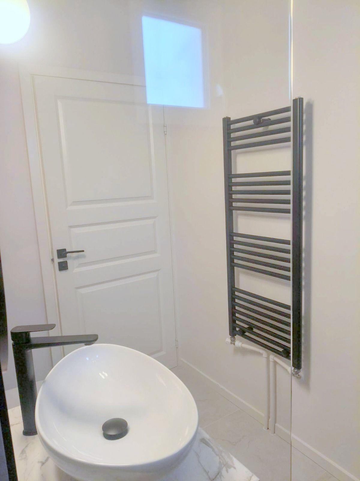 De vanzare apartament cu 2 camere, port, parter, 75.000 euro - 4