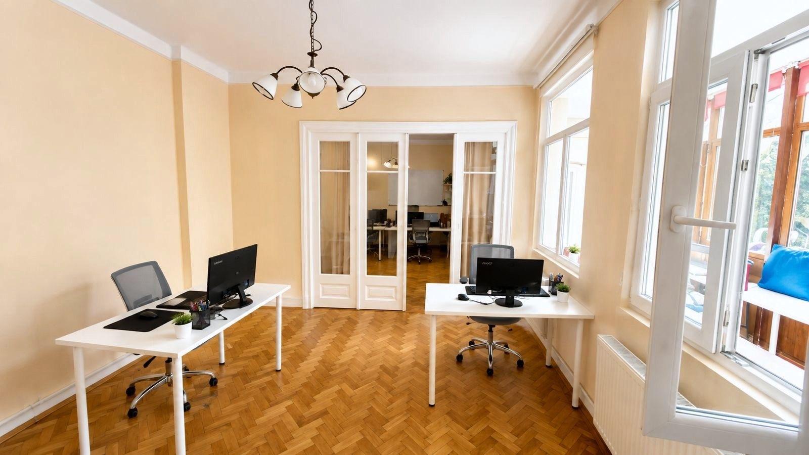 Spațiu de birouri 105 mp de închiriat ultracentral – 4 camere Eminescu - 1