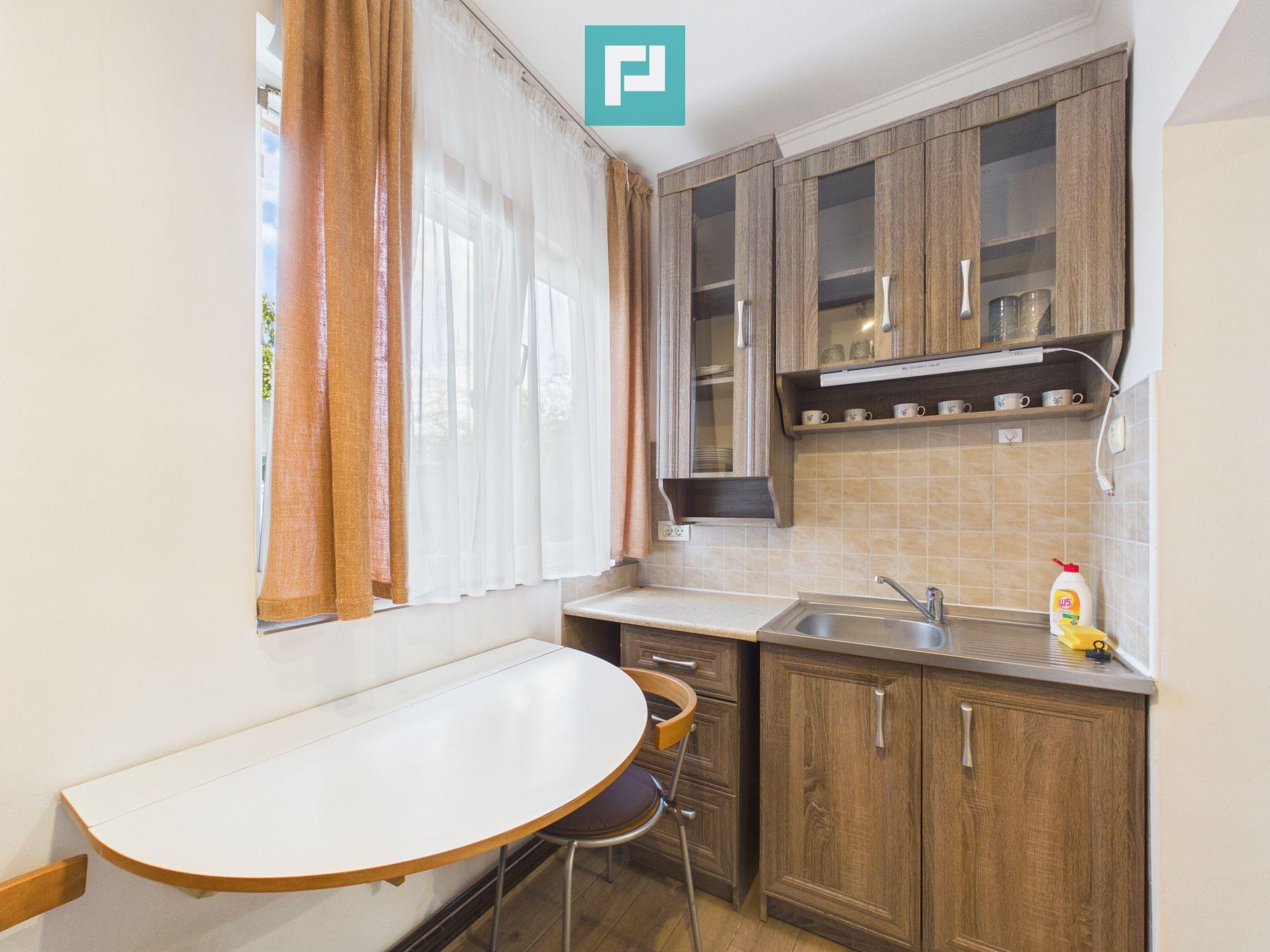 Casă cu 2 apartamente în Grădiște - 10