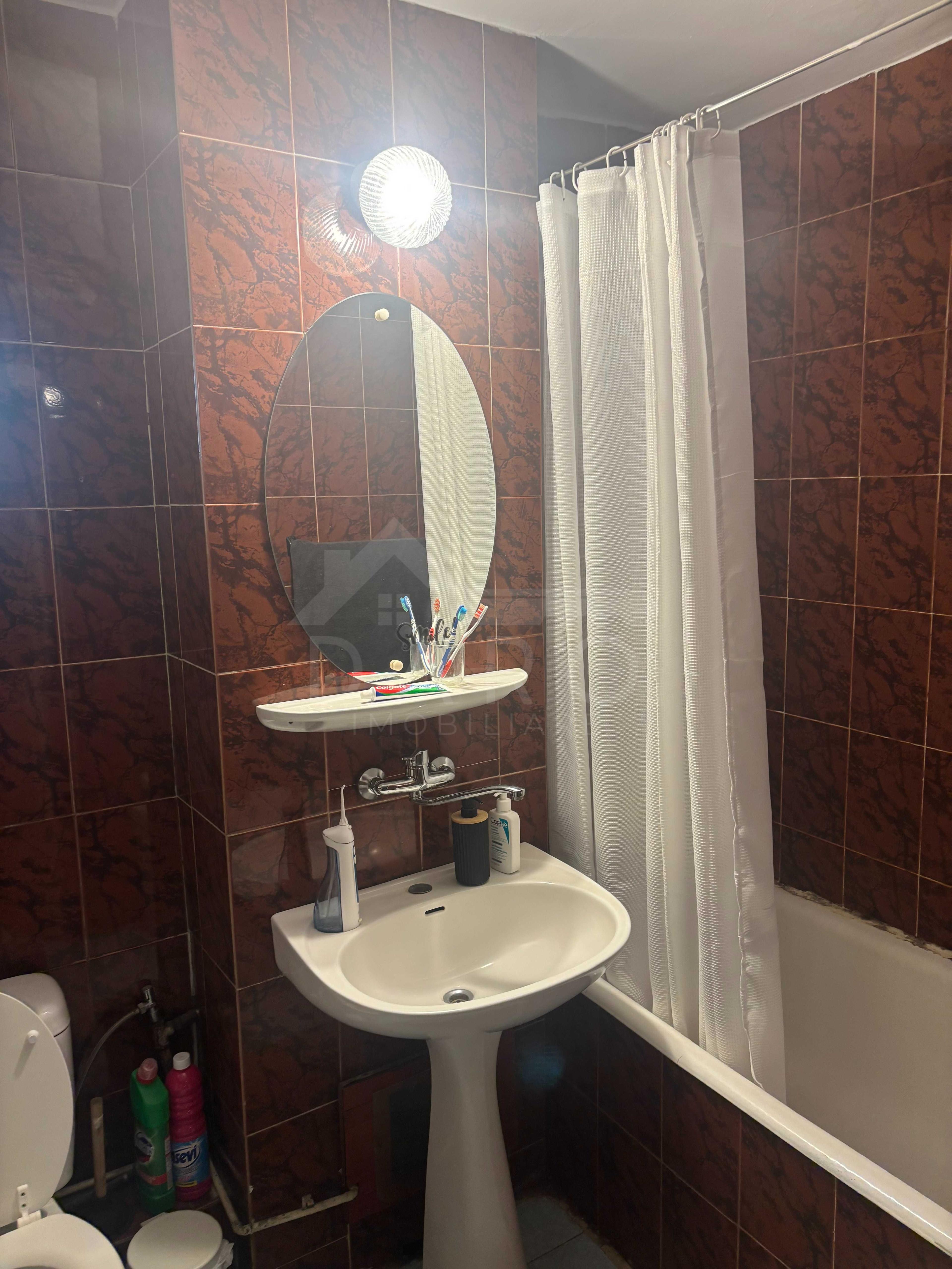 Apartament 3 Camere de Vanzare -90mp- Zona Pandurilor/ EON - 4