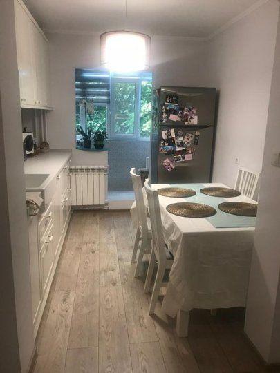Vand Apartament de 3 Camere Zona Rahova - 3