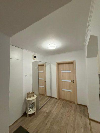Vand Apartament de 3 Camere Zona Rahova - 2
