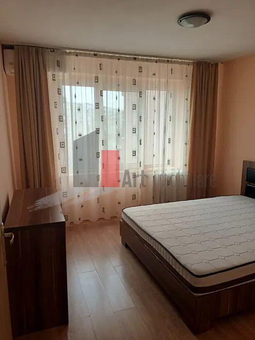 Vanzare apartament 3 camere Gorjului - 4