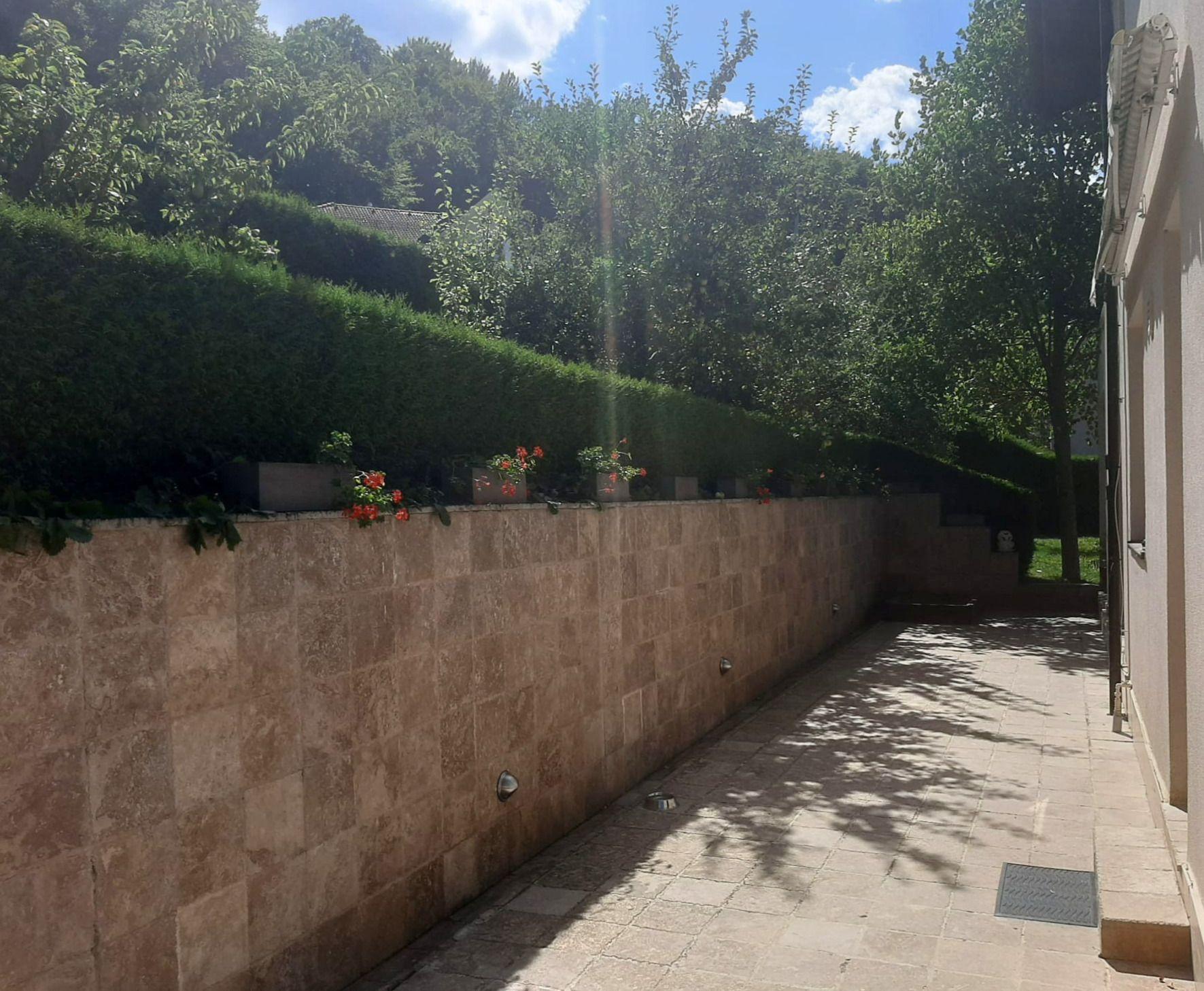 Vilă de lux cu vedere spectaculoasă spre Tâmpa Green Valley zona Noua - 46