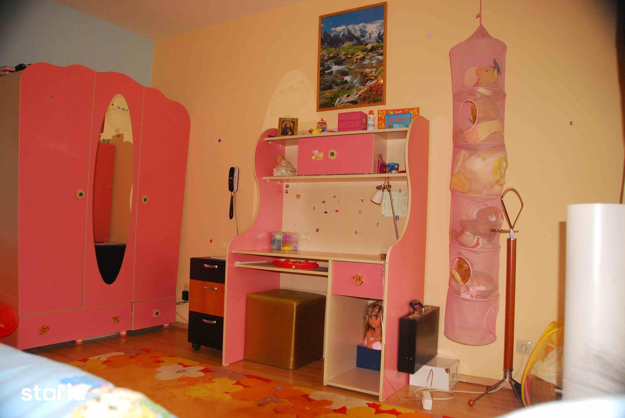 Vand casa 330 mp utili in zona planetelor Giroc, D+P+ E + pod - 12