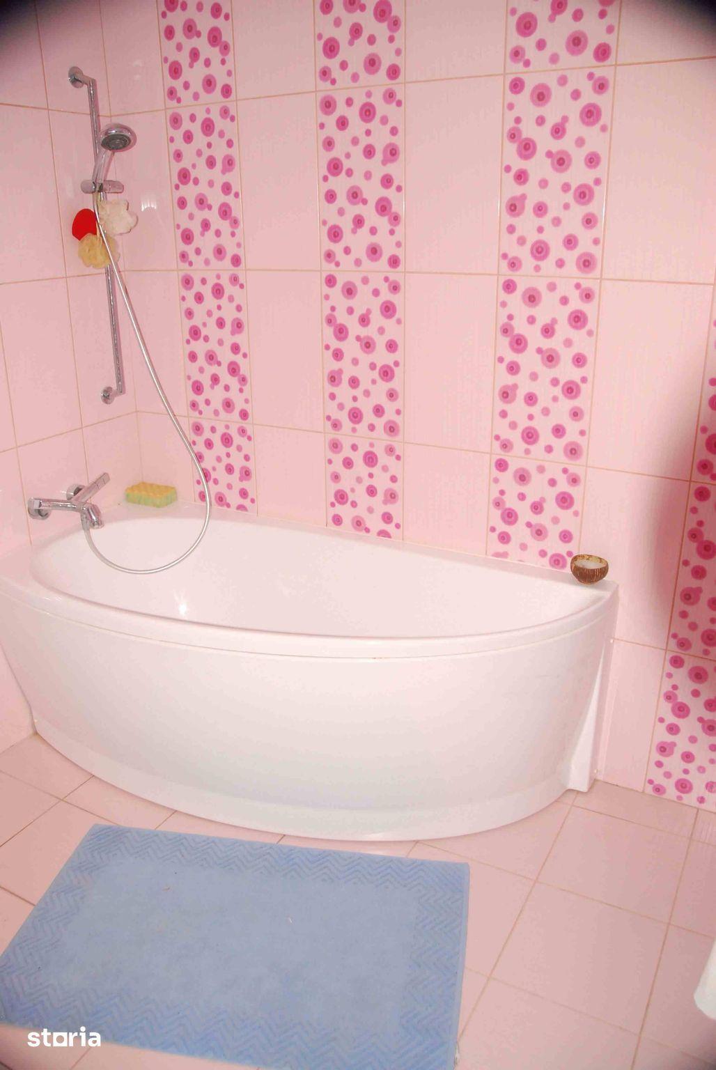 Vand casa 330 mp utili in zona planetelor Giroc, D+P+ E + pod - 13