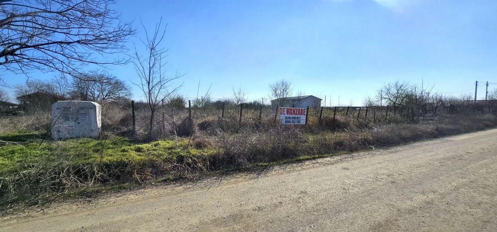 De vanzare 1600 mp curti constructii, Vanatori, 56.000 euro - 1