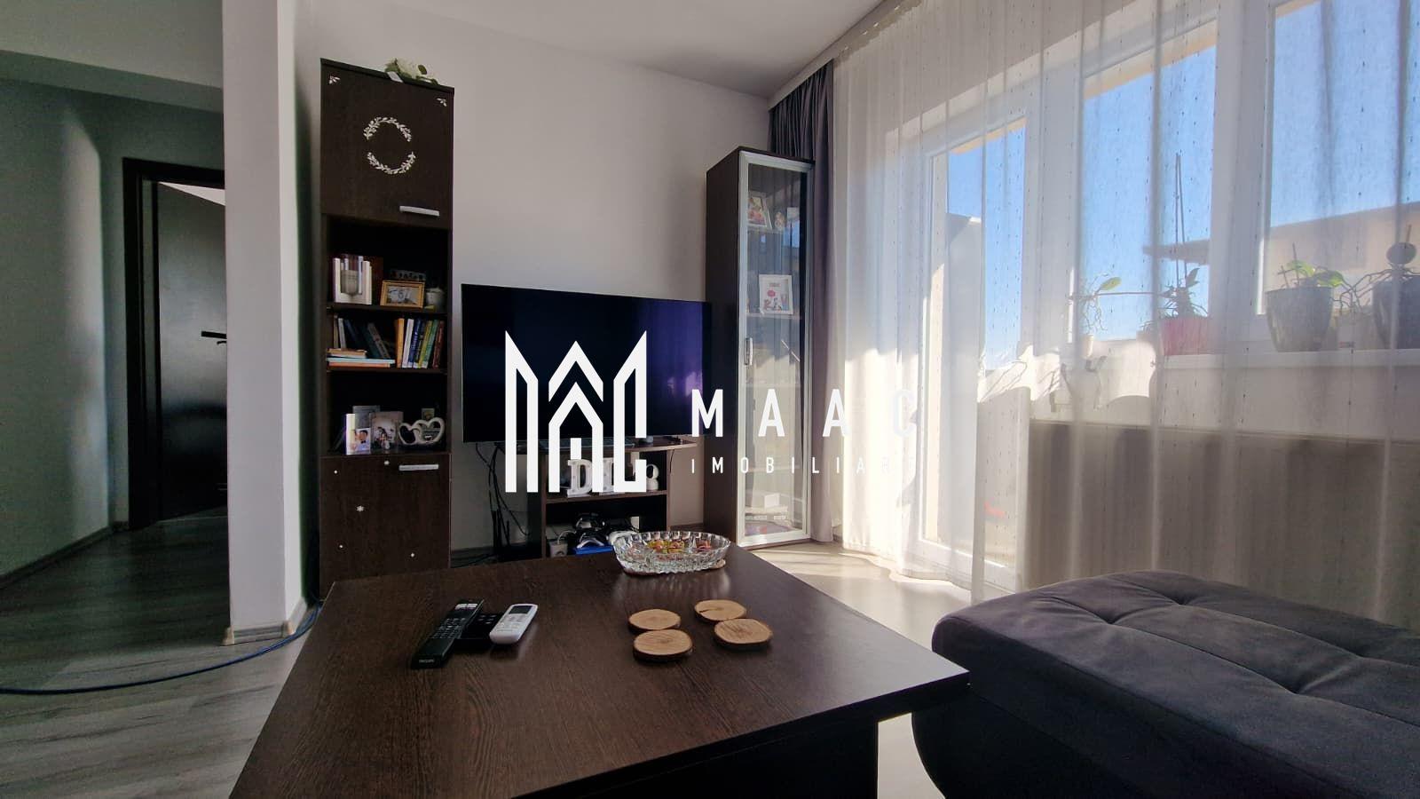 Apartament 3 camere | 71 m utili | 2 băi | 2 balcoane | Parcare în fața vilei | Mobilat | Etaj 2 - 3