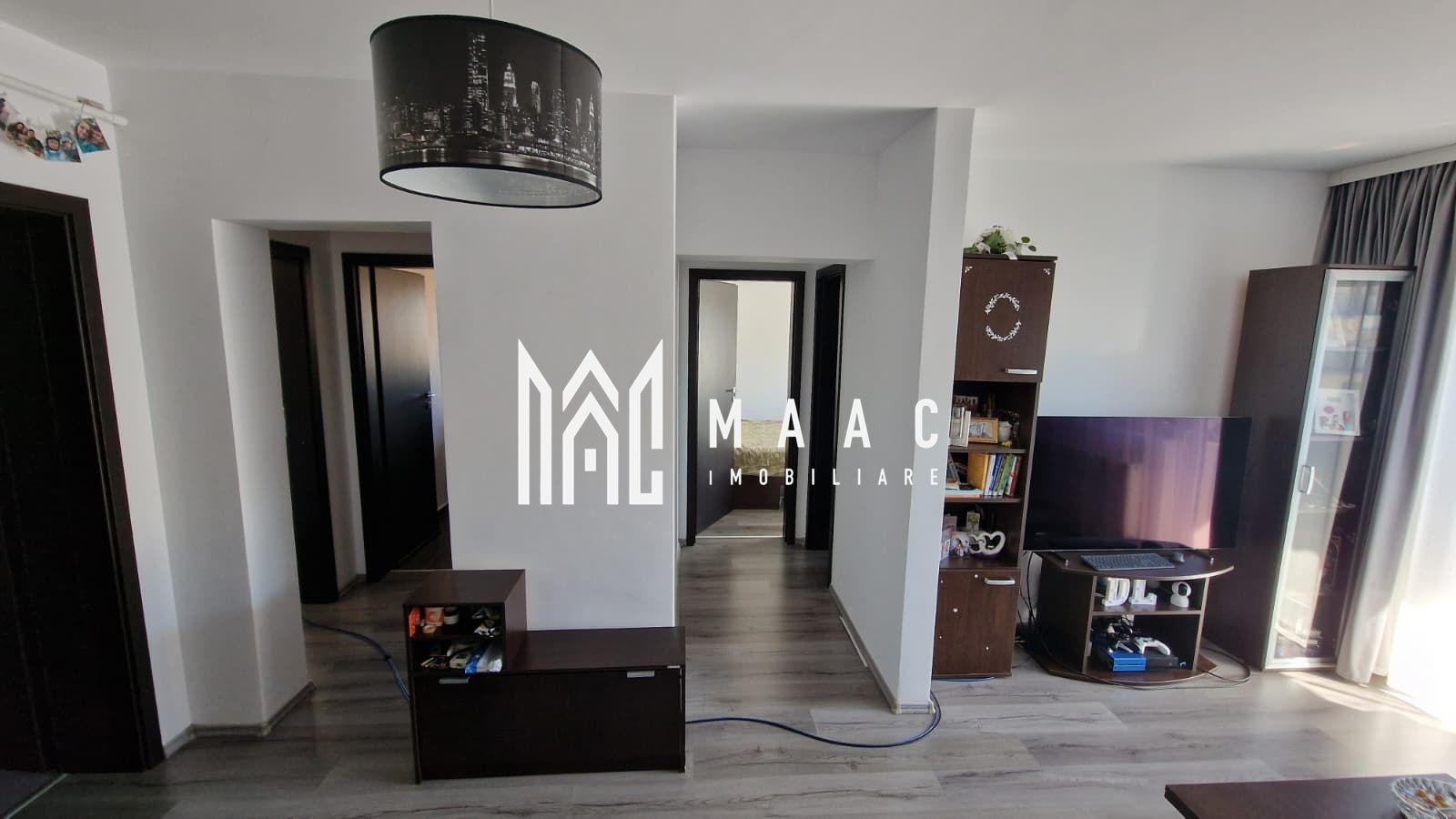 Apartament 3 camere | 71 m utili | 2 băi | 2 balcoane | Parcare în fața vilei | Mobilat | Etaj 2 - 12