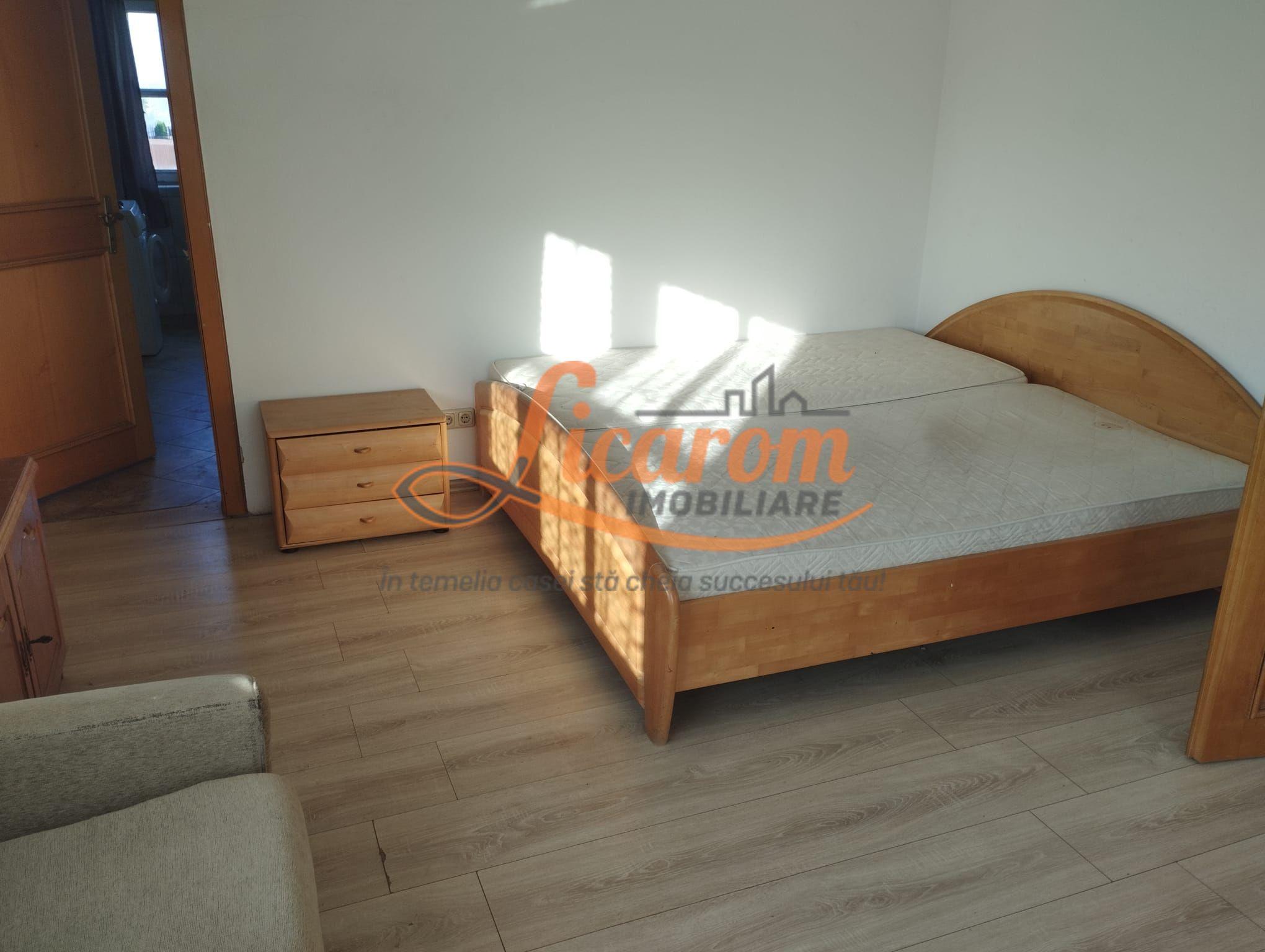 Apartament 3 camere Comuna Cristian,mobilat si utilat 430 euro. - 4