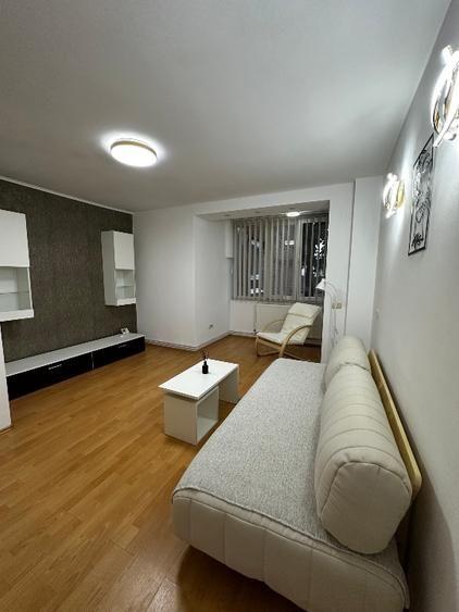 🏠 Apartament 2 camere – ideal pentru student | 400 E - 1