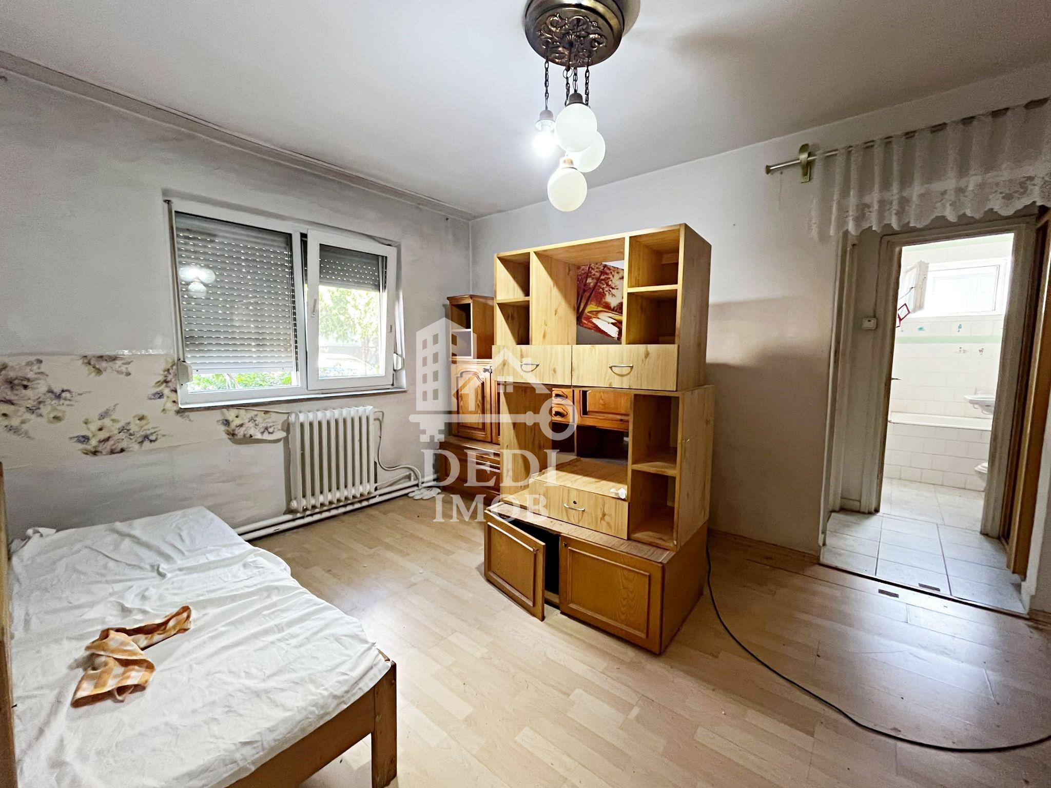 Apartament cu 2 camere de vanzare zona Rogerius, Oradea - 2