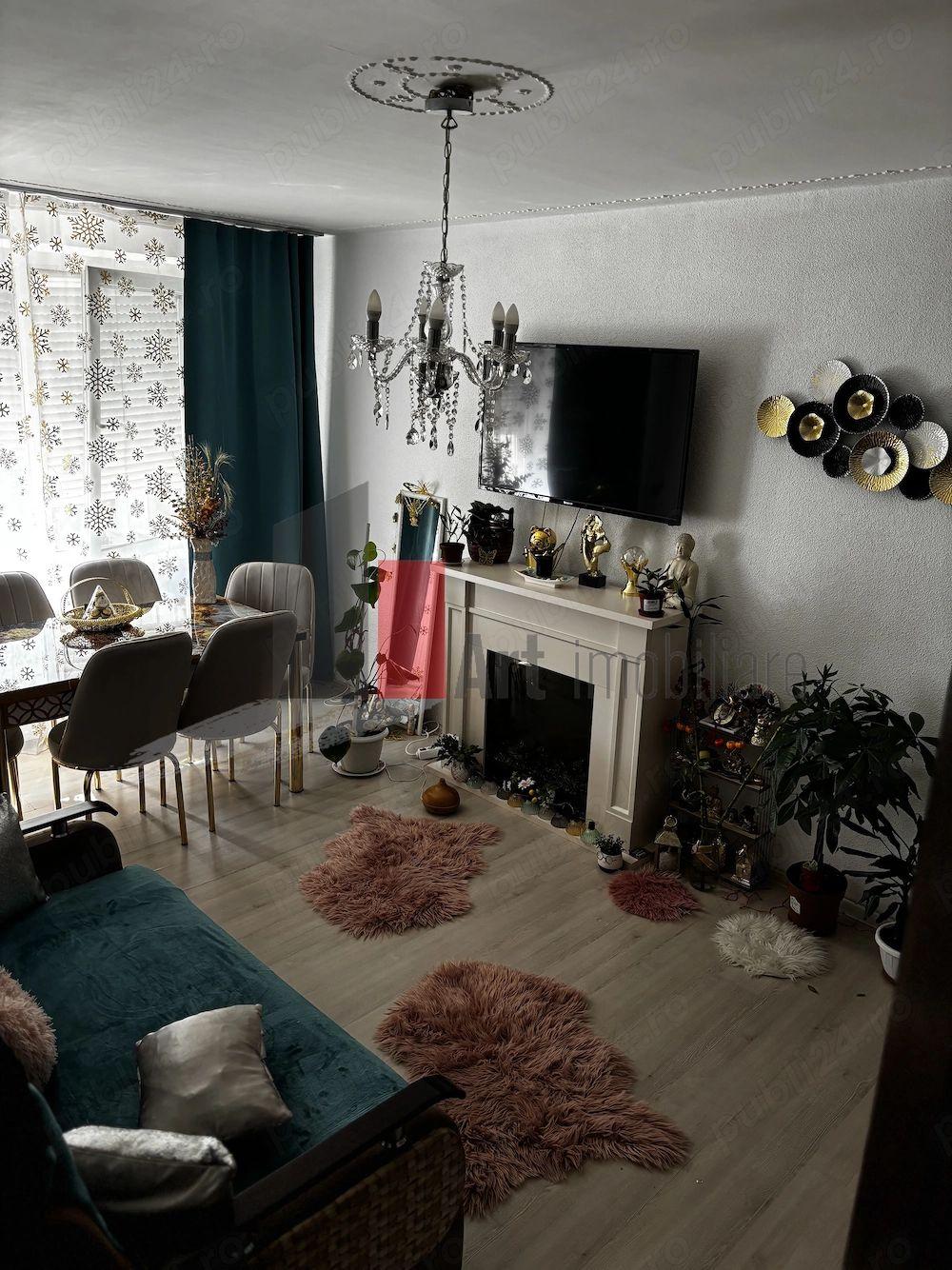 Vând apartament cu 3 camere și 2 băi în zona Militari - 1