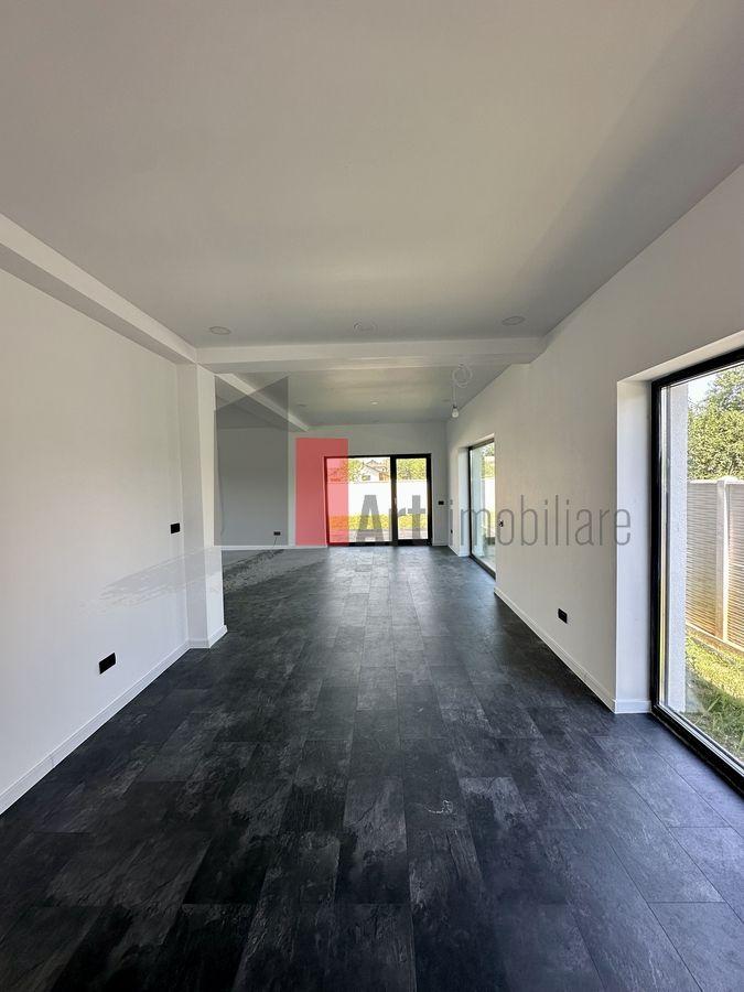 Vanzare vila 4 camere in Domnesti - 12