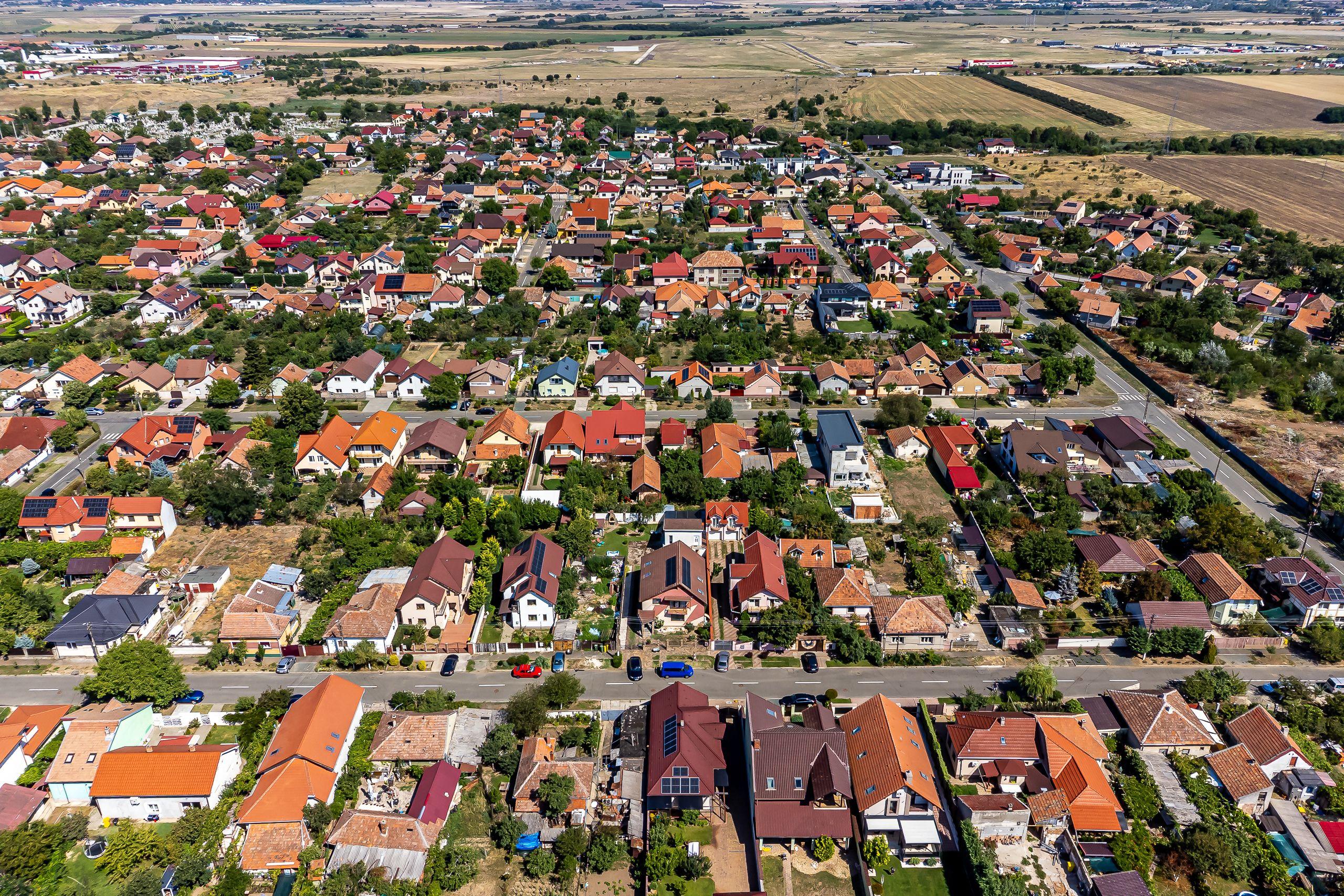 Vilă cu 6 camere în zona rezidențială - Poltura - 10